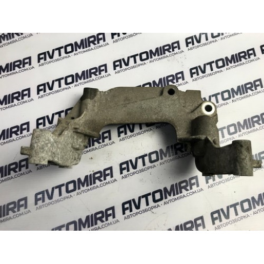Кронштейн КПП Fiat Punto 3 2005-2018 55219008